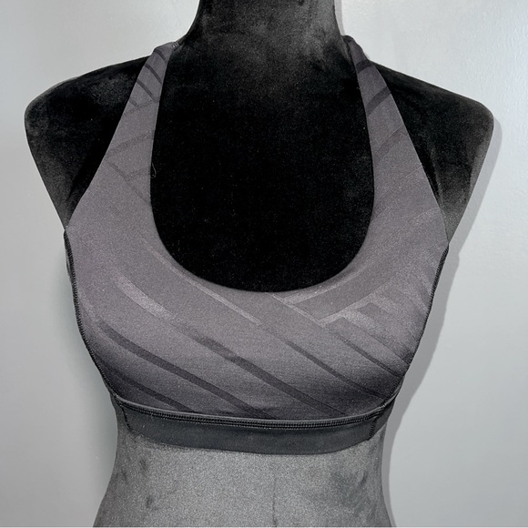 Lululemon Racerback Bra - Black - Size 4 - Picture 1 of 5